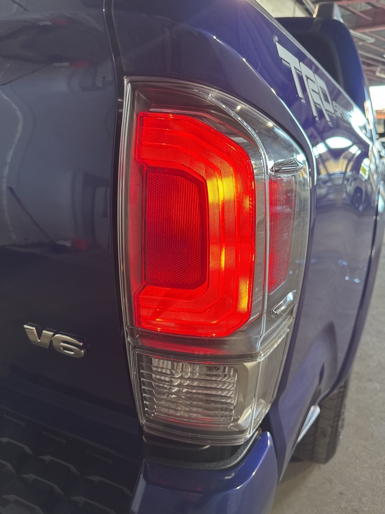 Thumbnail: 2023 Toyota Tacoma - 21