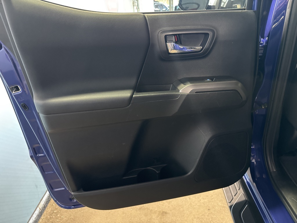 Thumbnail: 2023 Toyota Tacoma - 29