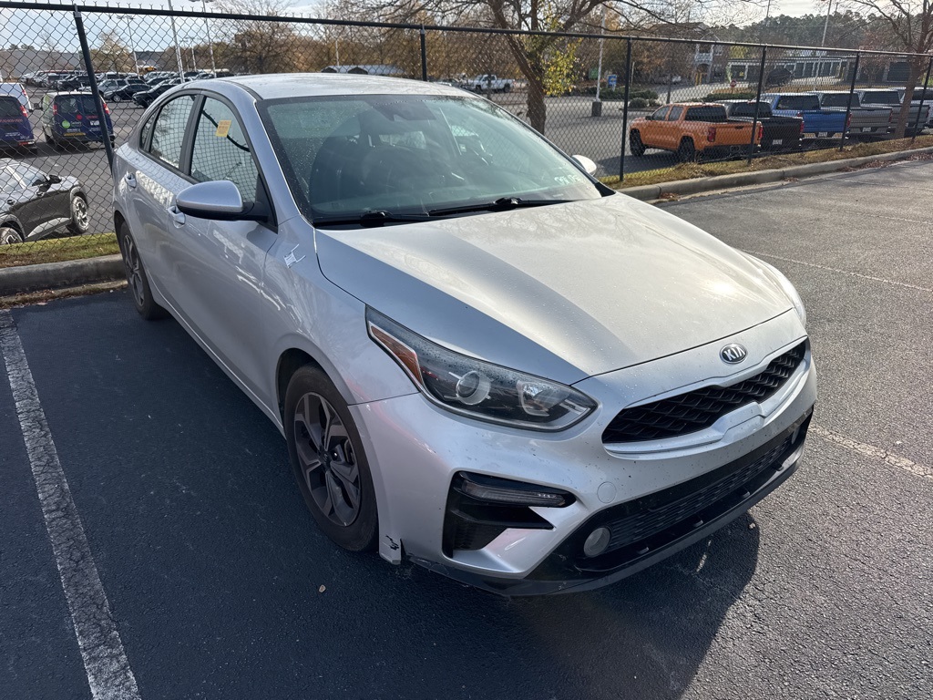 2021 Kia Forte LXS photo 2