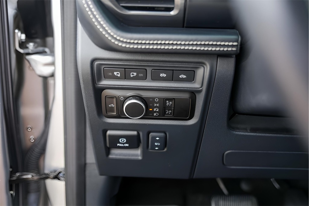 Used Car 2023 Ford F-150 Lightning  Platinum For Sale Under $60,000 In Austin, Texas