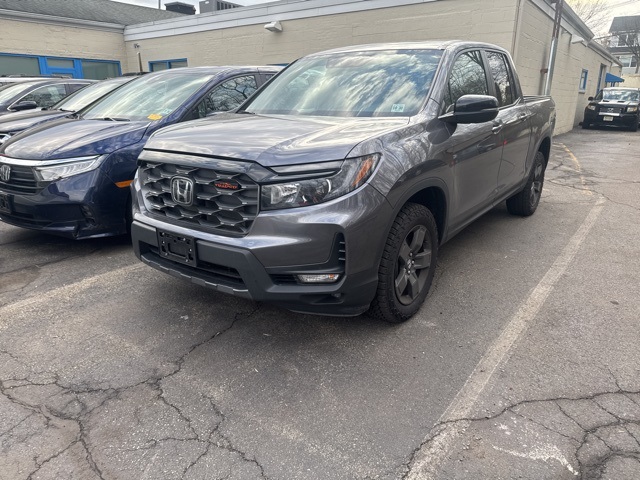 Gray 2026 Honda Ridgeline TrailSport AWD Pickup Truck All-Wheel Drive 9-Speed Automatic