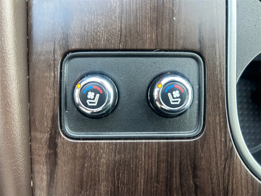 Used Car 2022 Nissan Murano  Platinum For Sale Under $30,000 In Floresville, Texas