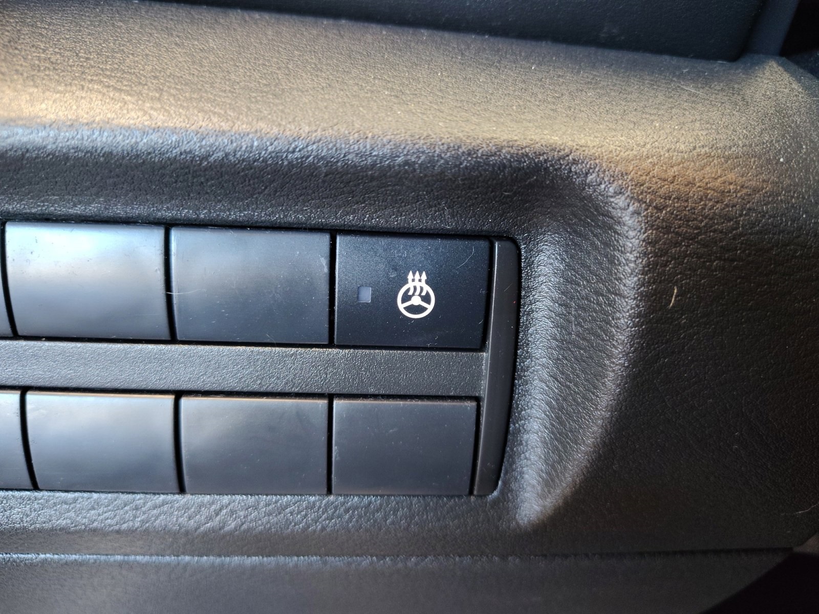 Used Car 2021 Nissan Kicks  Sr For Sale Under $20,000 In San Antonio, Texas