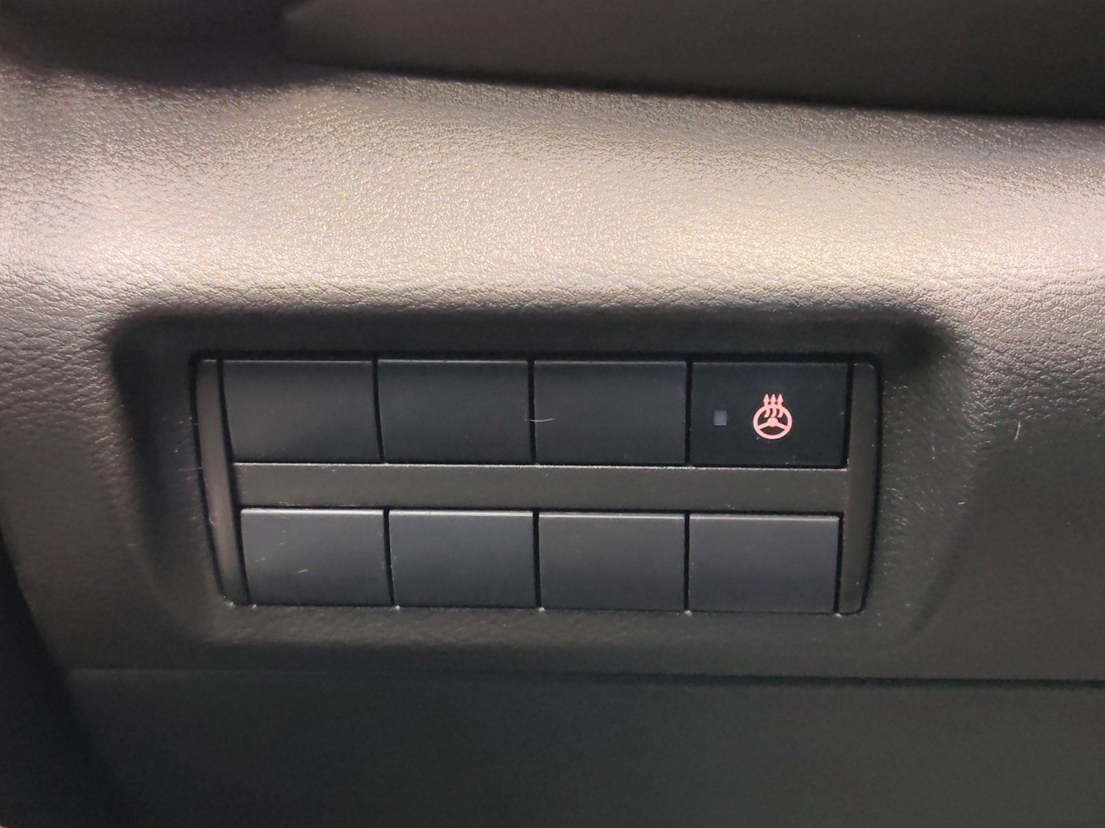 Used Car 2021 Nissan Kicks  Sr For Sale Under $20,000 In San Antonio, Texas