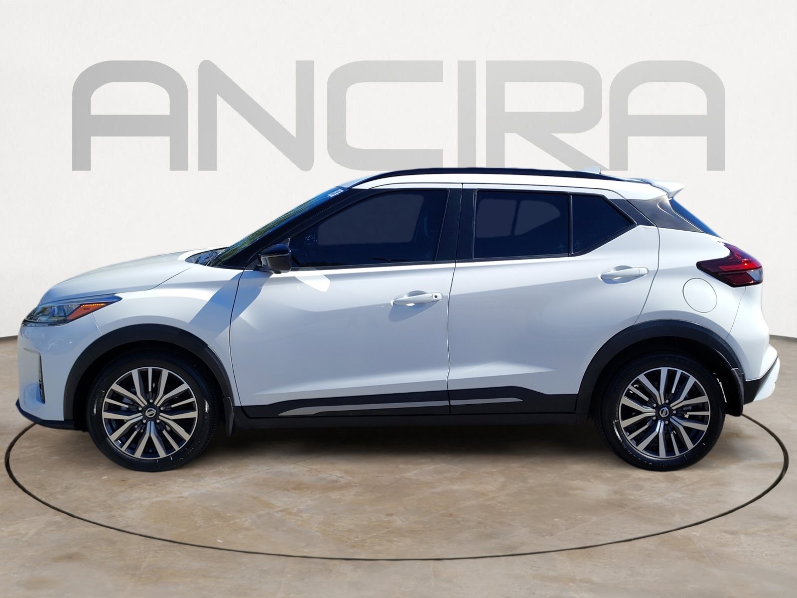 Used Car 2021 Nissan Kicks  Sr For Sale Under $20,000 In San Antonio, Texas