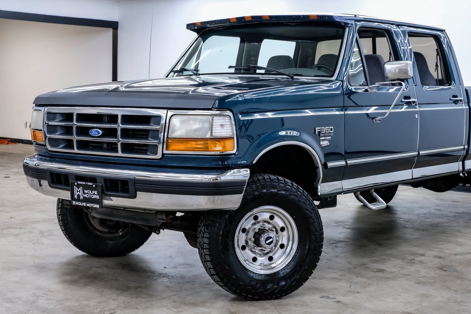 1997 Ford F-350 XLT Crew Cab LB 4WD