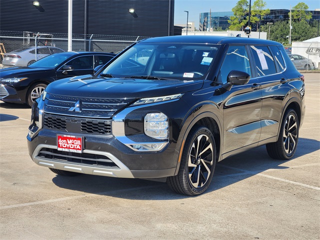 2023 Mitsubishi Outlander SE Black at Emmons Autoplex