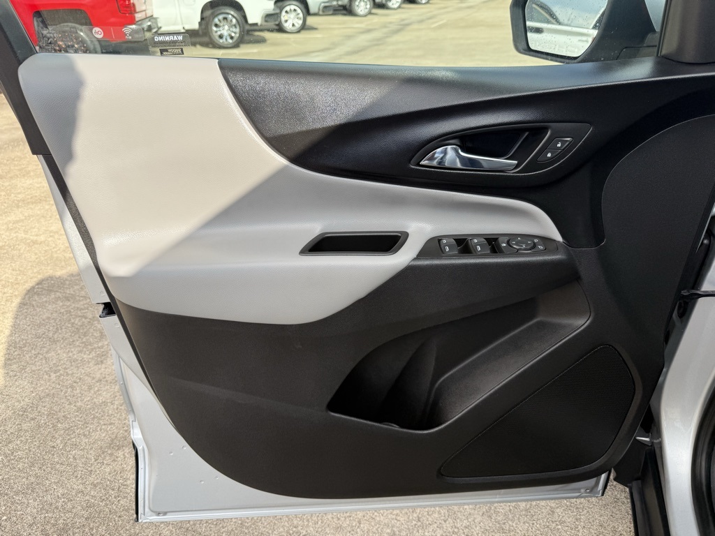 2022 Chevrolet Equinox LT Silver at Classic Elite Chevrolet Sugar Land