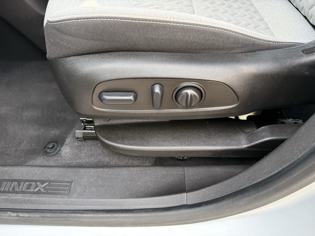 2022 Chevrolet Equinox LT Silver at Classic Elite Chevrolet Sugar Land