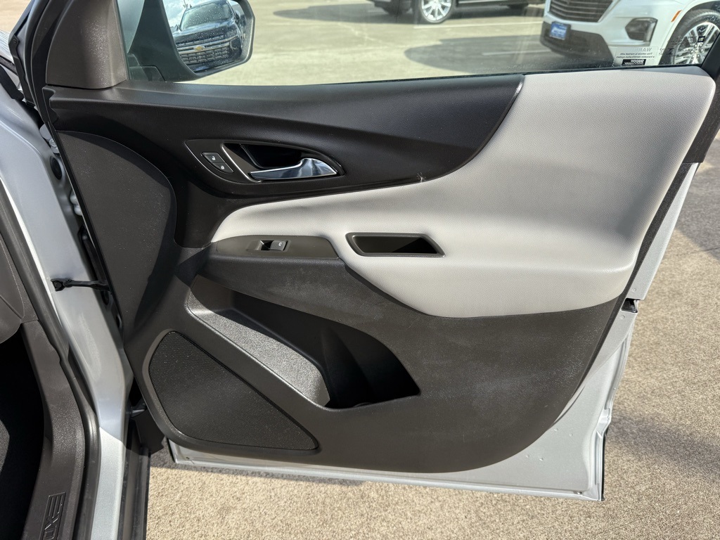 2022 Chevrolet Equinox LT Silver at Classic Elite Chevrolet Sugar Land