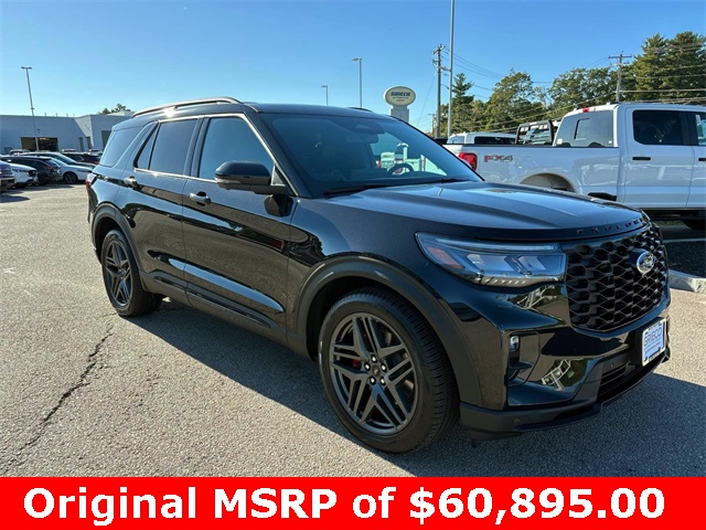 2025 Ford Explorer ST's photo