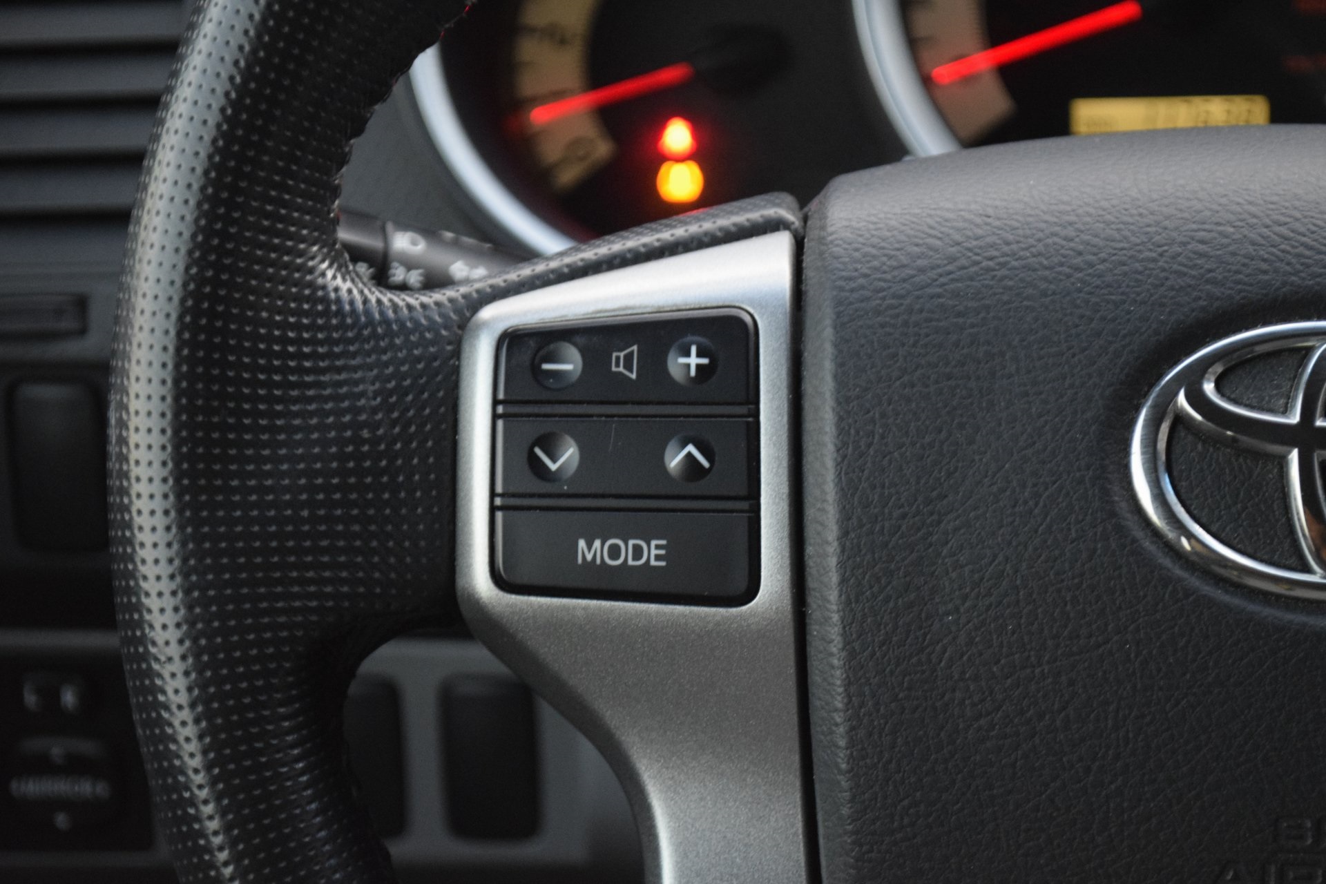 2013 Toyota Tacoma PreRunner - 11