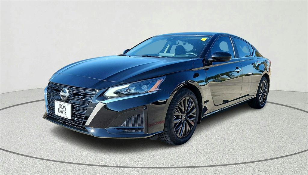 2025 Nissan Altima