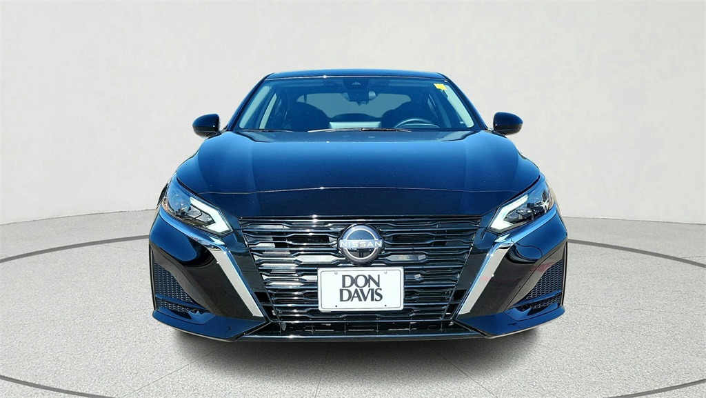 2025 Nissan Altima