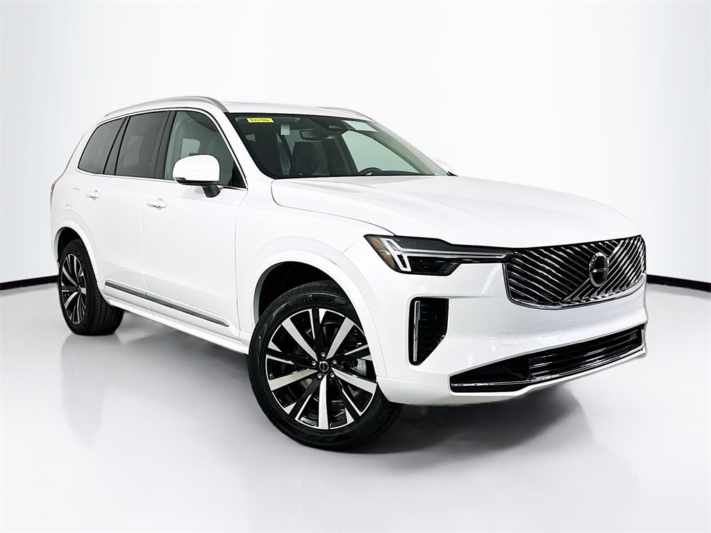 2025 Volvo XC90 B5 Core