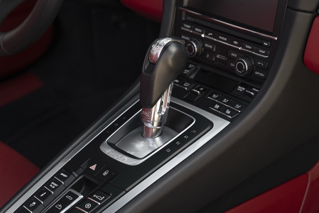 2015 Porsche 911 Turbo - Photo 31