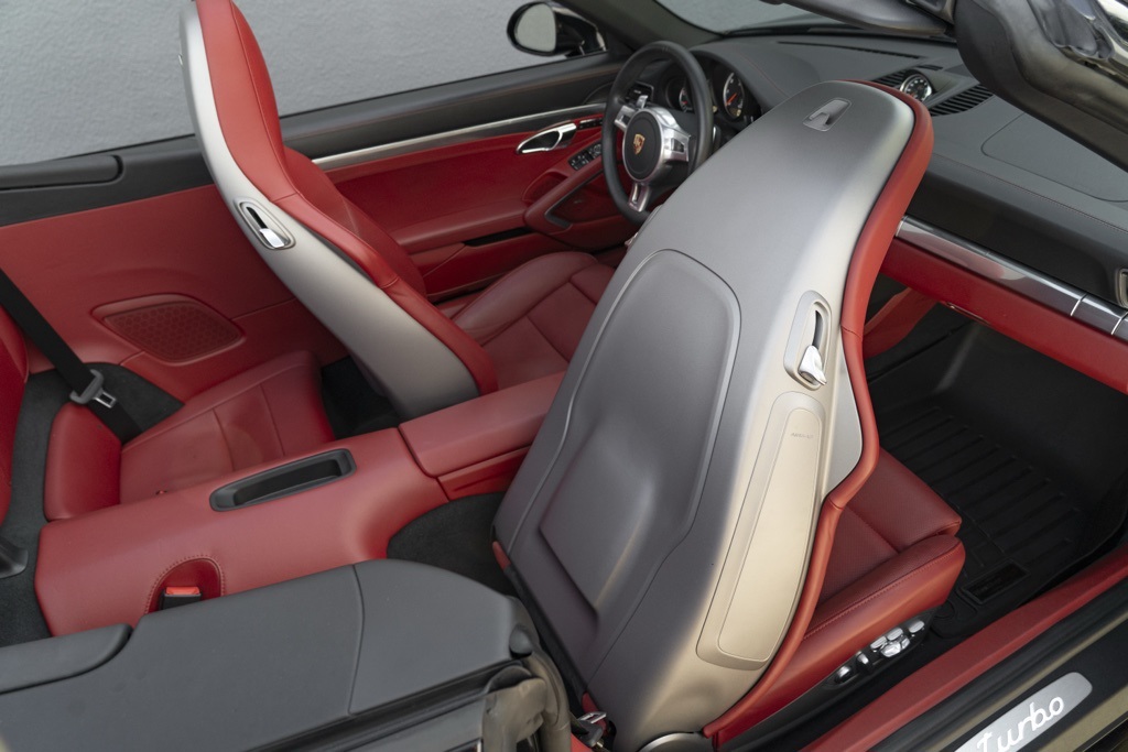 2015 Porsche 911 Turbo - Photo 43