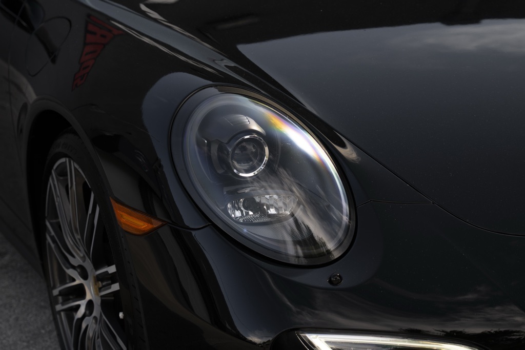 2015 Porsche 911 Turbo - Photo 49
