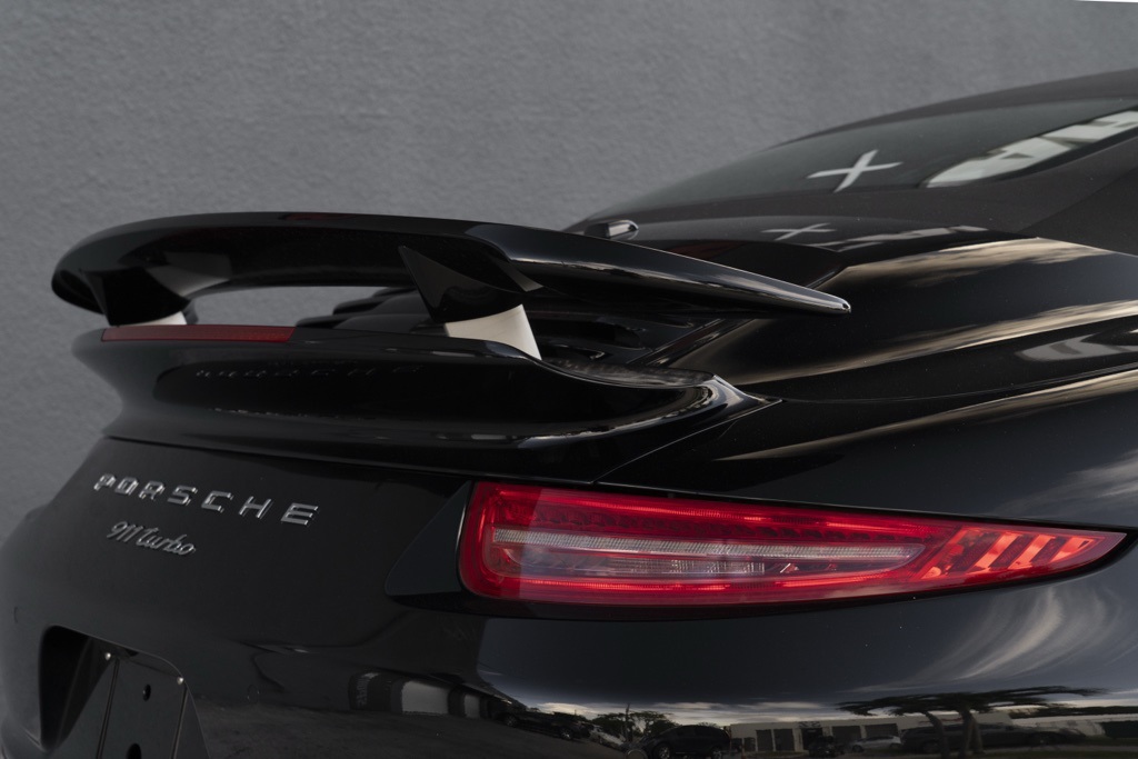2015 Porsche 911 Turbo - Photo 51