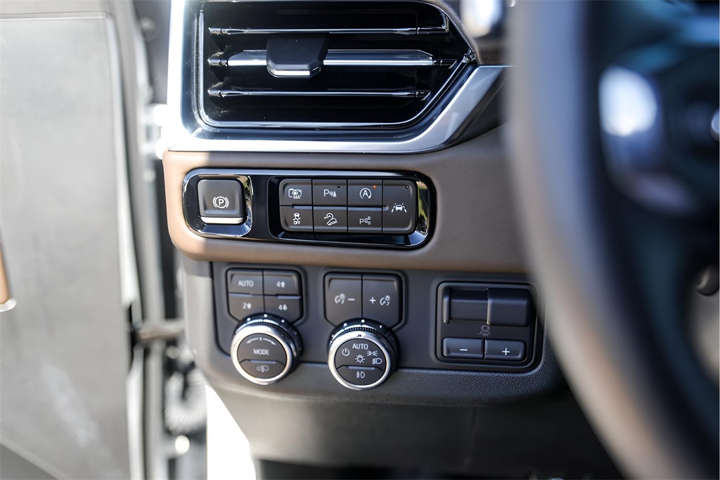 Used Car 2025 Gmc Yukon  Denali Ultimate For Sale Under $110,000 In Austin, Texas