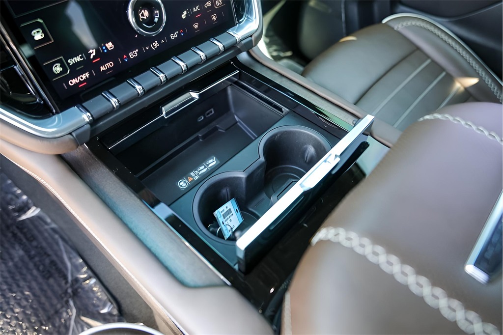 Used Car 2025 Gmc Yukon  Denali Ultimate For Sale Under $110,000 In Austin, Texas