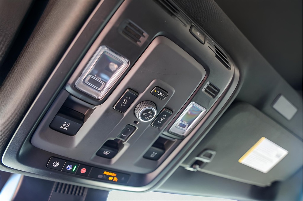 Used Car 2025 Gmc Yukon  Denali Ultimate For Sale Under $110,000 In Austin, Texas