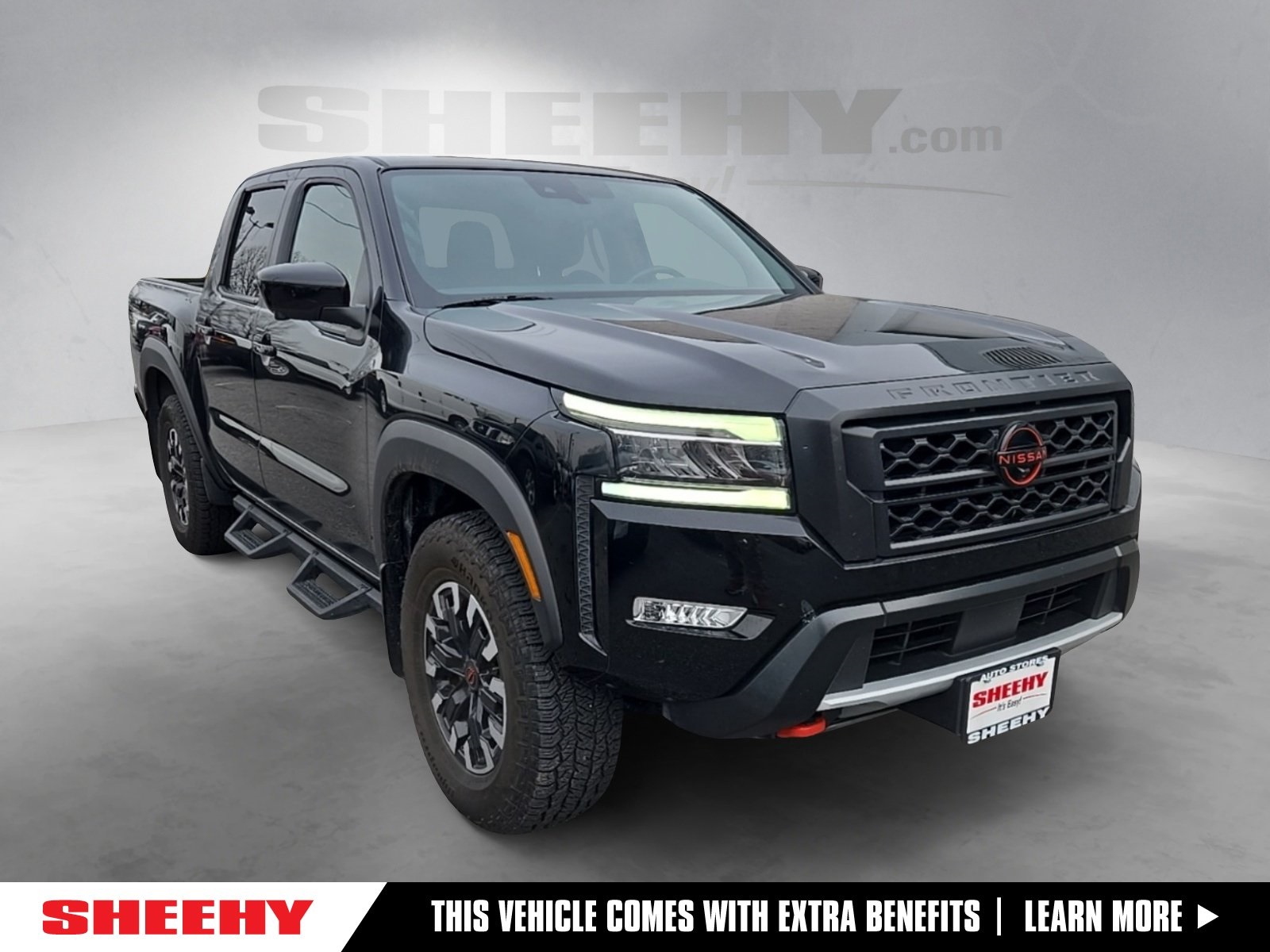 2024 Nissan Frontier PRO-4X Crew Cab 4WD