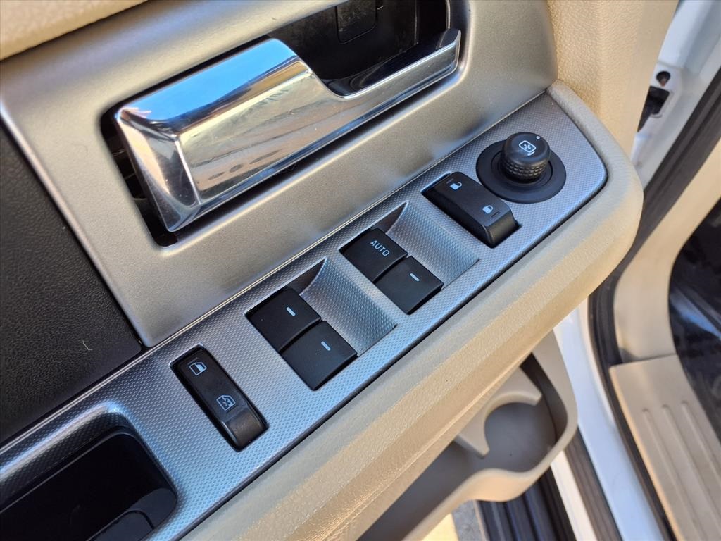 2017 Ford Expedition EL XLT White at Emmons Autoplex