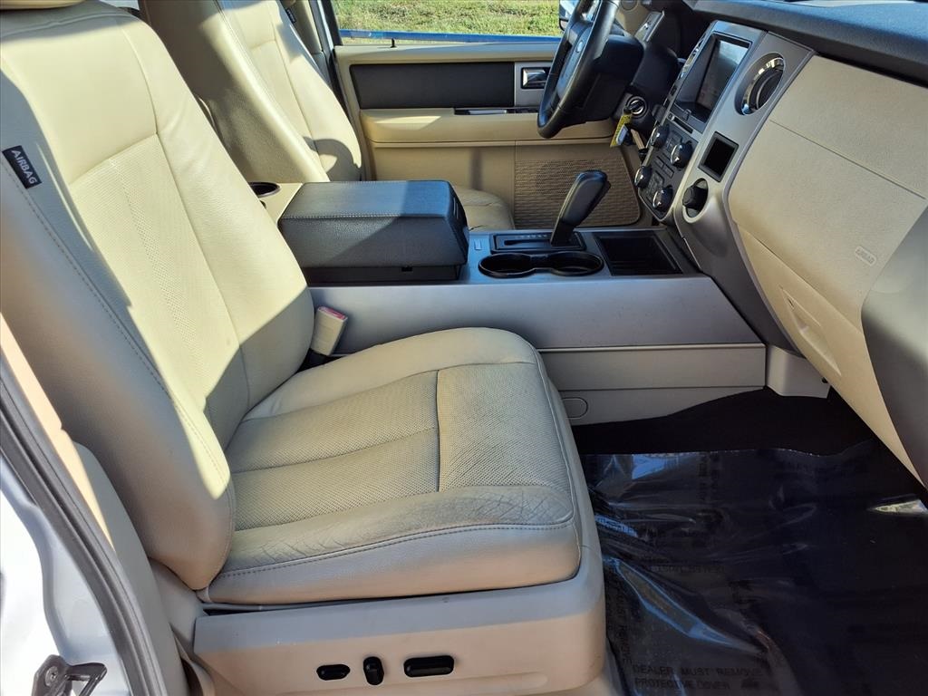 2017 Ford Expedition EL XLT White at Emmons Autoplex