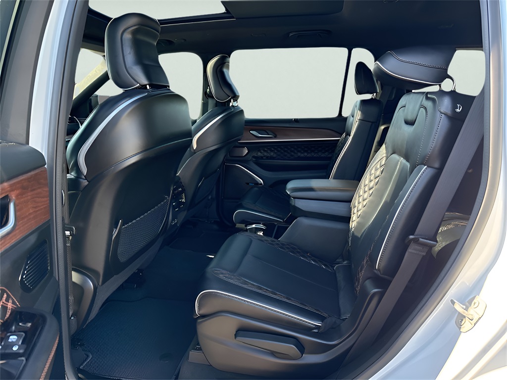 2024 Jeep Grand Cherokee L