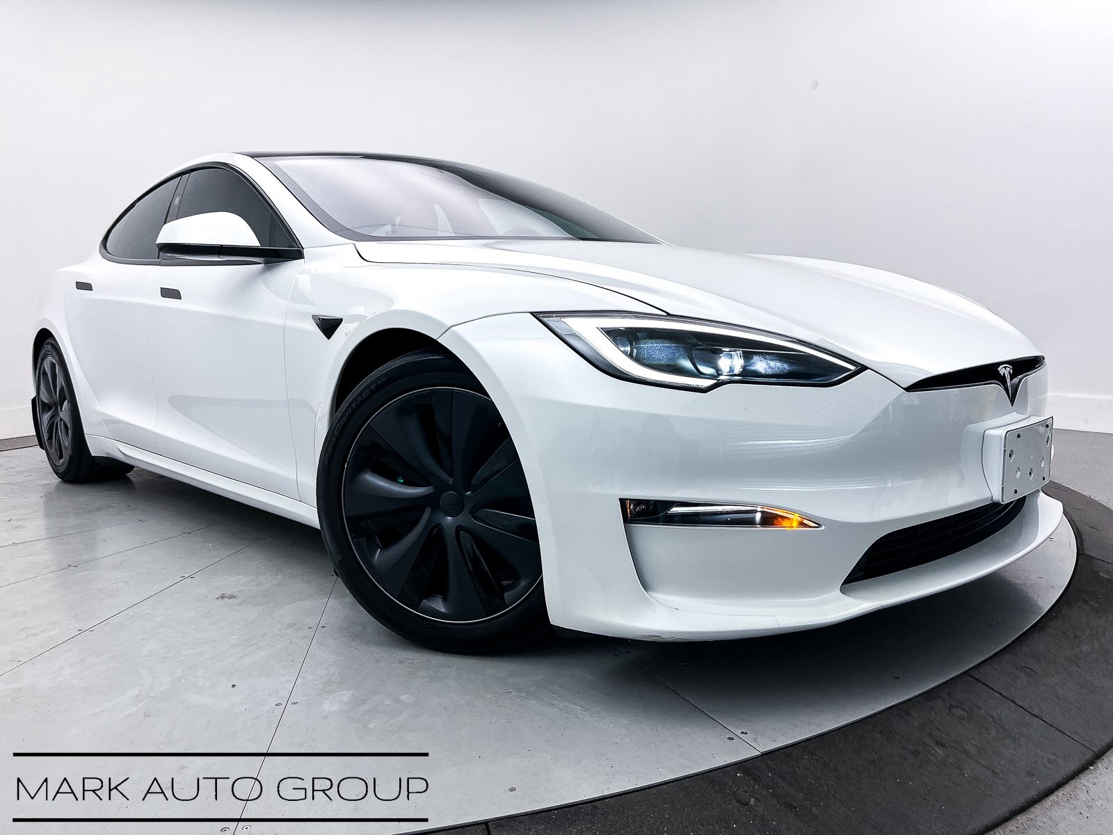 2023 Tesla Model S Base