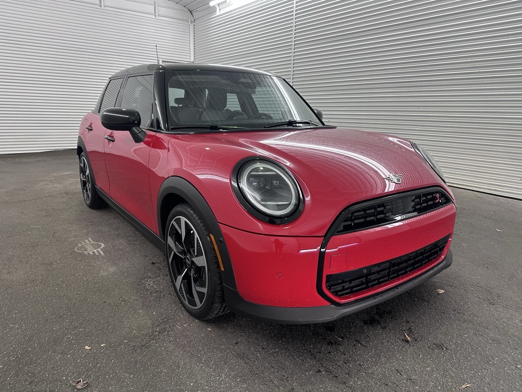 2025 MINI Cooper S Signature Trim 4-door Hatchback