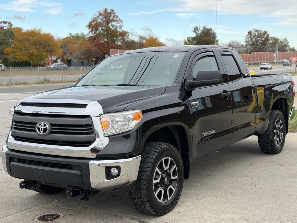 2014 Toyota Tundra SR5
