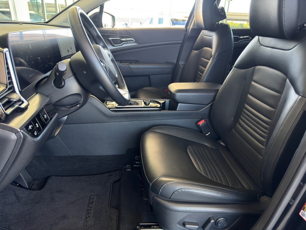 2025 Kia Sportage SX-Prestige - 11