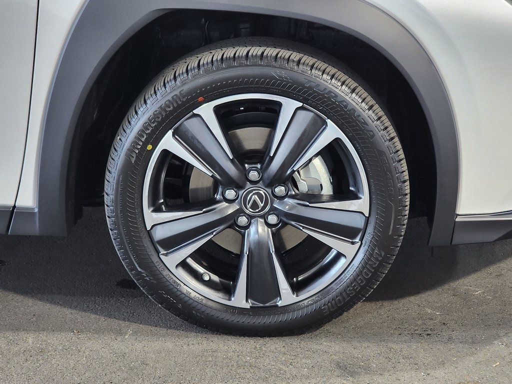 Thumbnail: 2025 Lexus UX - 5