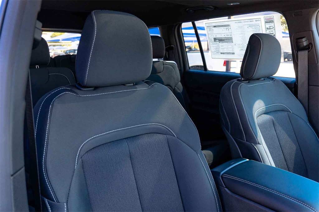 New Car 2025 Jeep Grand Cherokee L  Laredo For Sale Under $50,000 In San Marcos, Texas