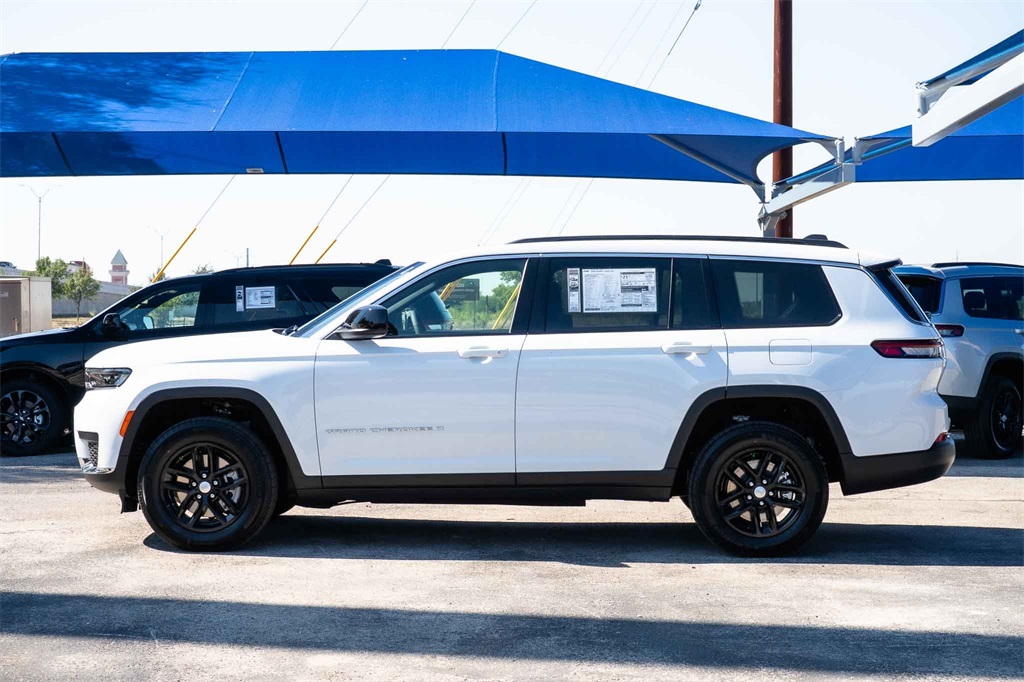 New Car 2025 Jeep Grand Cherokee L  Laredo For Sale Under $50,000 In San Marcos, Texas