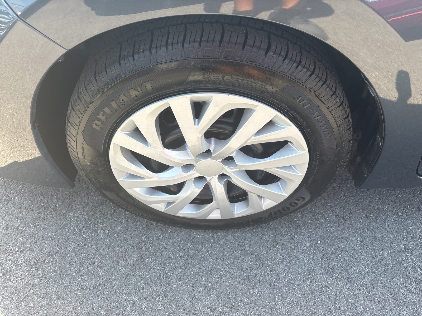 2019 Toyota Corolla L photo 11