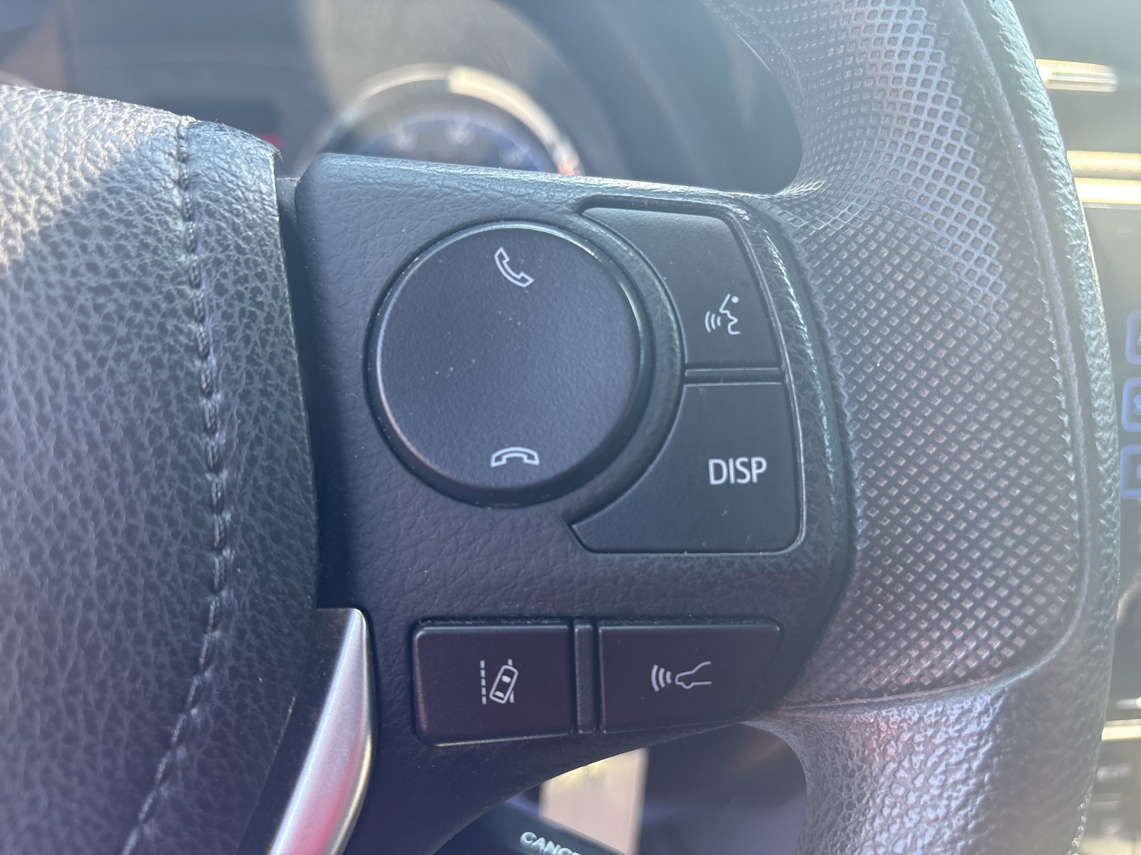 2019 Toyota Corolla L photo 18