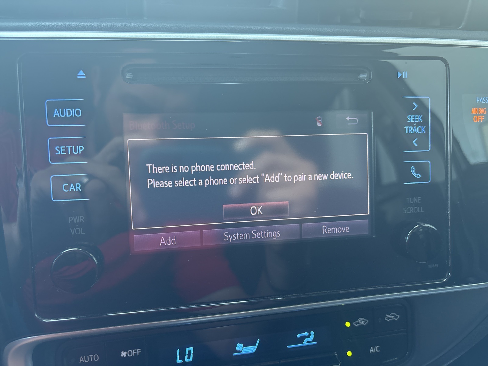 2019 Toyota Corolla L photo 19
