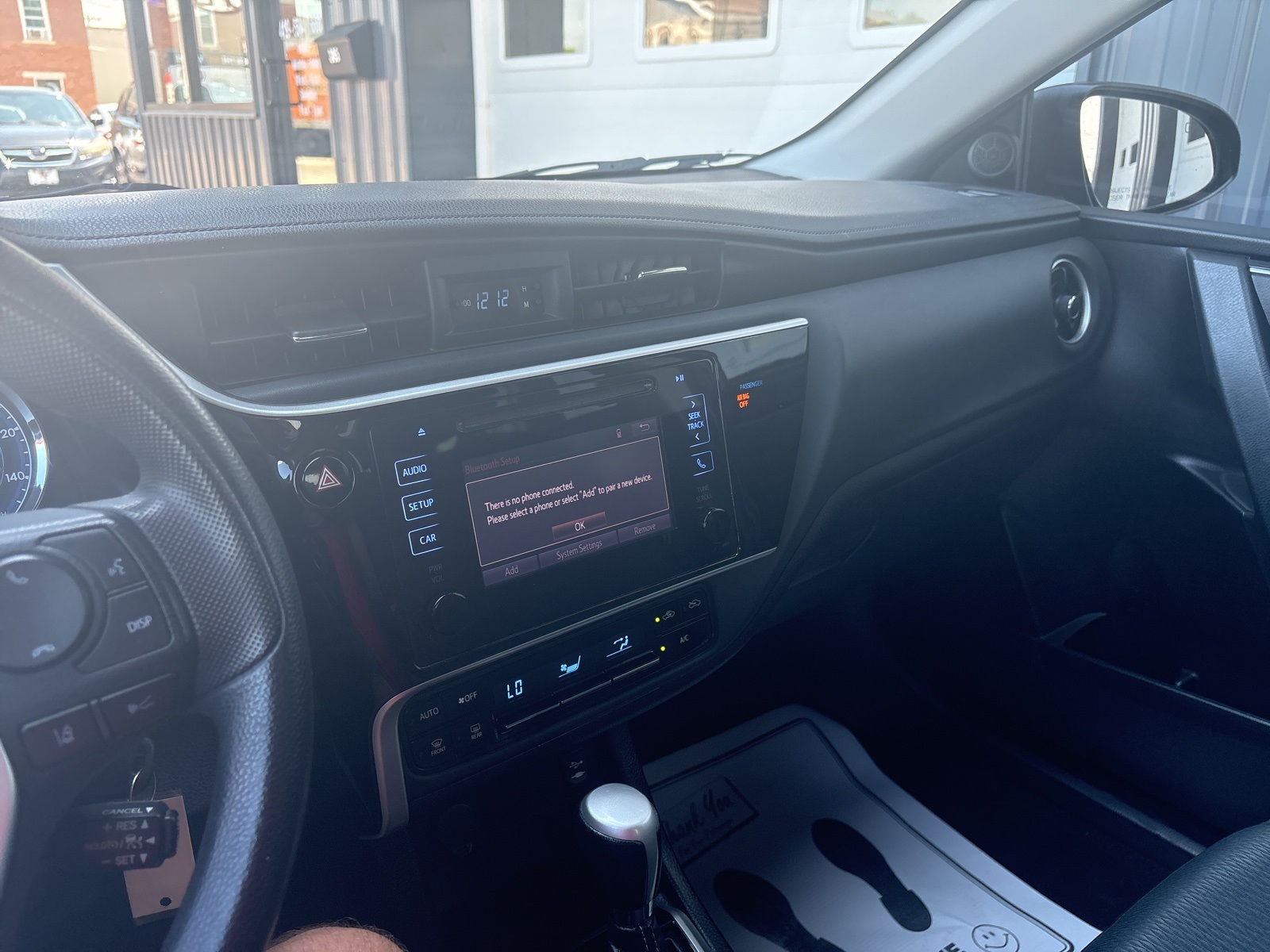 2019 Toyota Corolla L photo 21