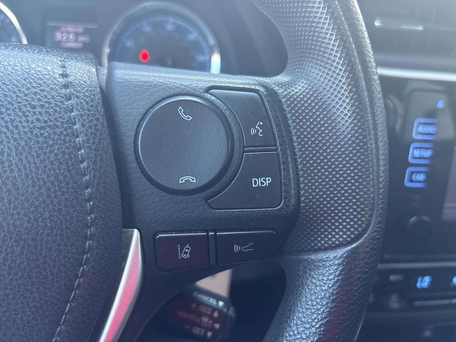 2019 Toyota Corolla L photo 23