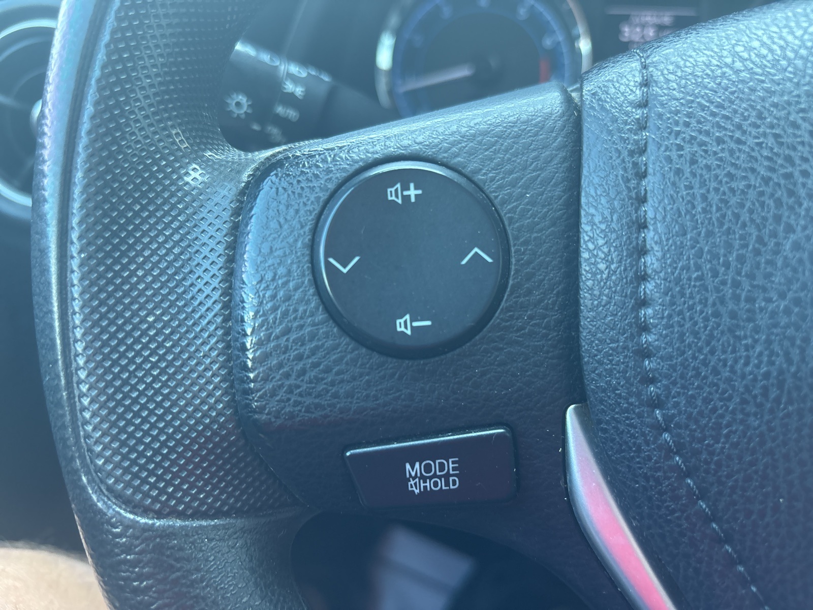 2019 Toyota Corolla L photo 24