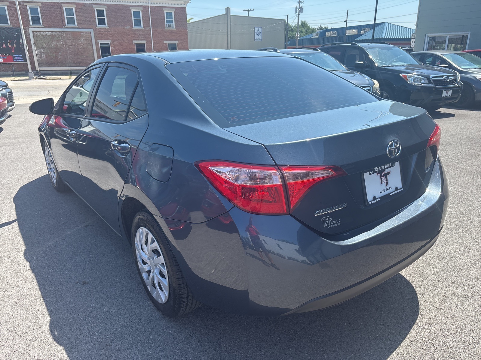 2019 Toyota Corolla L photo 3