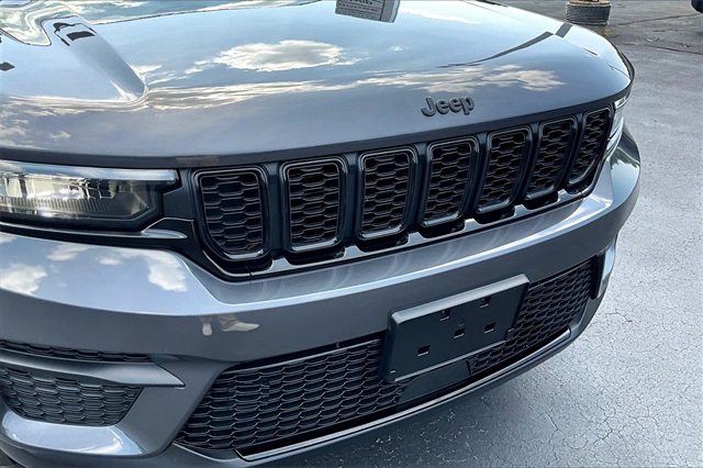 Used 2022 Jeep Grand Cherokee For Sale in Gloucester, MA