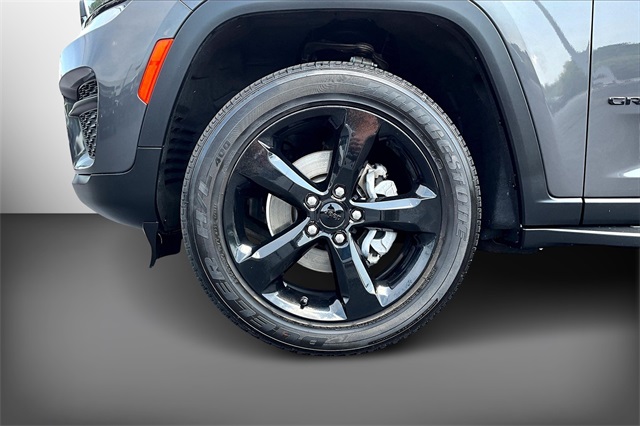 Used 2022 Jeep Grand Cherokee For Sale in Gloucester, MA