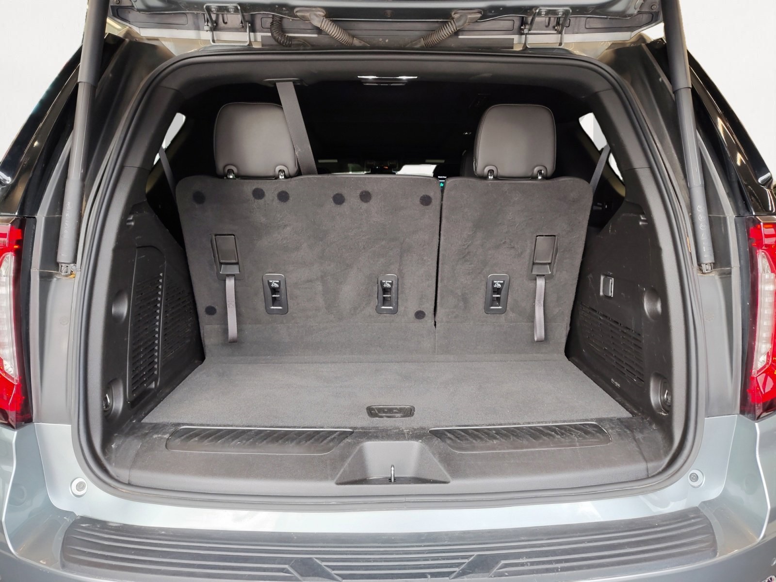 Used Car 2023 Gmc Yukon  Slt For Sale Under $50,000 In San Antonio, Texas