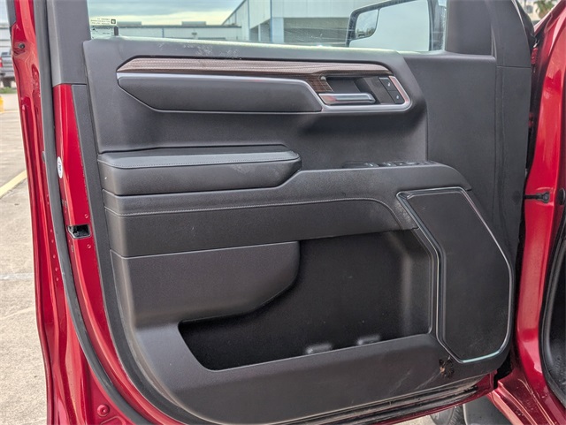 2023 Chevrolet Silverado 1500 LT - 9