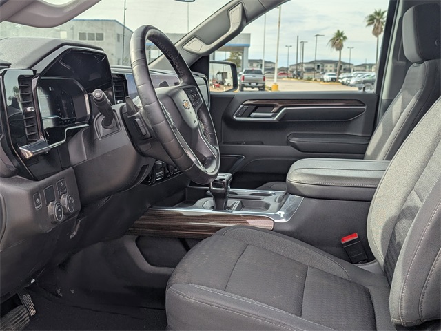 2023 Chevrolet Silverado 1500 LT - 11