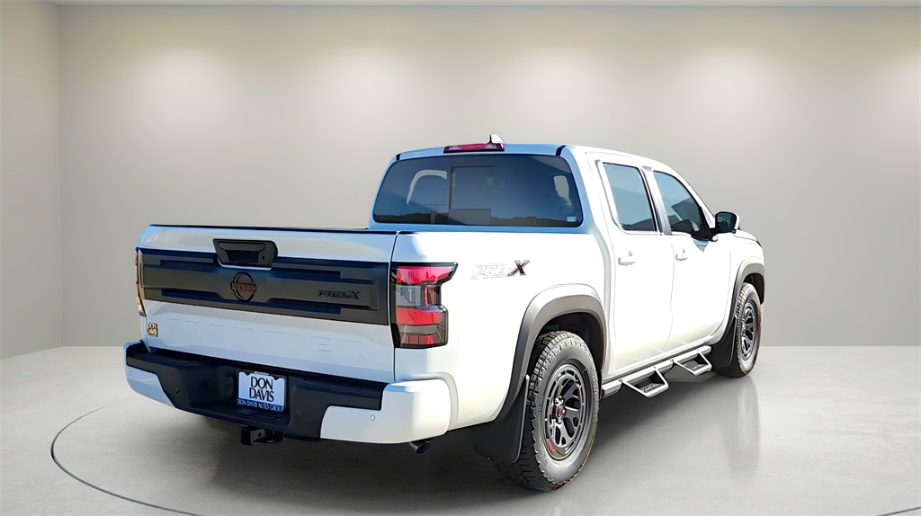 2026 Nissan Frontier